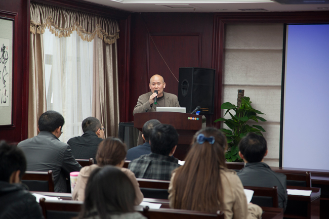 �����l(w��i)���I(y��)���Ĳ߄������O(ji��n)�̏V�ǘ�(bi��o)�����⣬�����G����I(y��)�О��(zh��n)�t���Ա������бع������؄١����}�������ؽ��x���\�����О����Y(ji��)���c��(zh��)�������P(gu��n)ϵ��